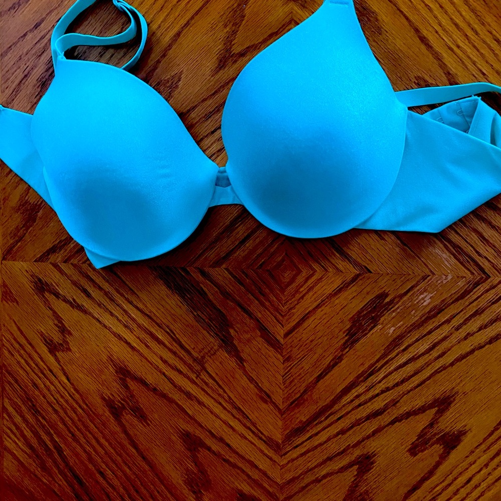 Padded bra, 34D Seafoam color.